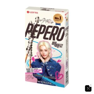 Lotte PeperoStray Kids White Cookie 32g